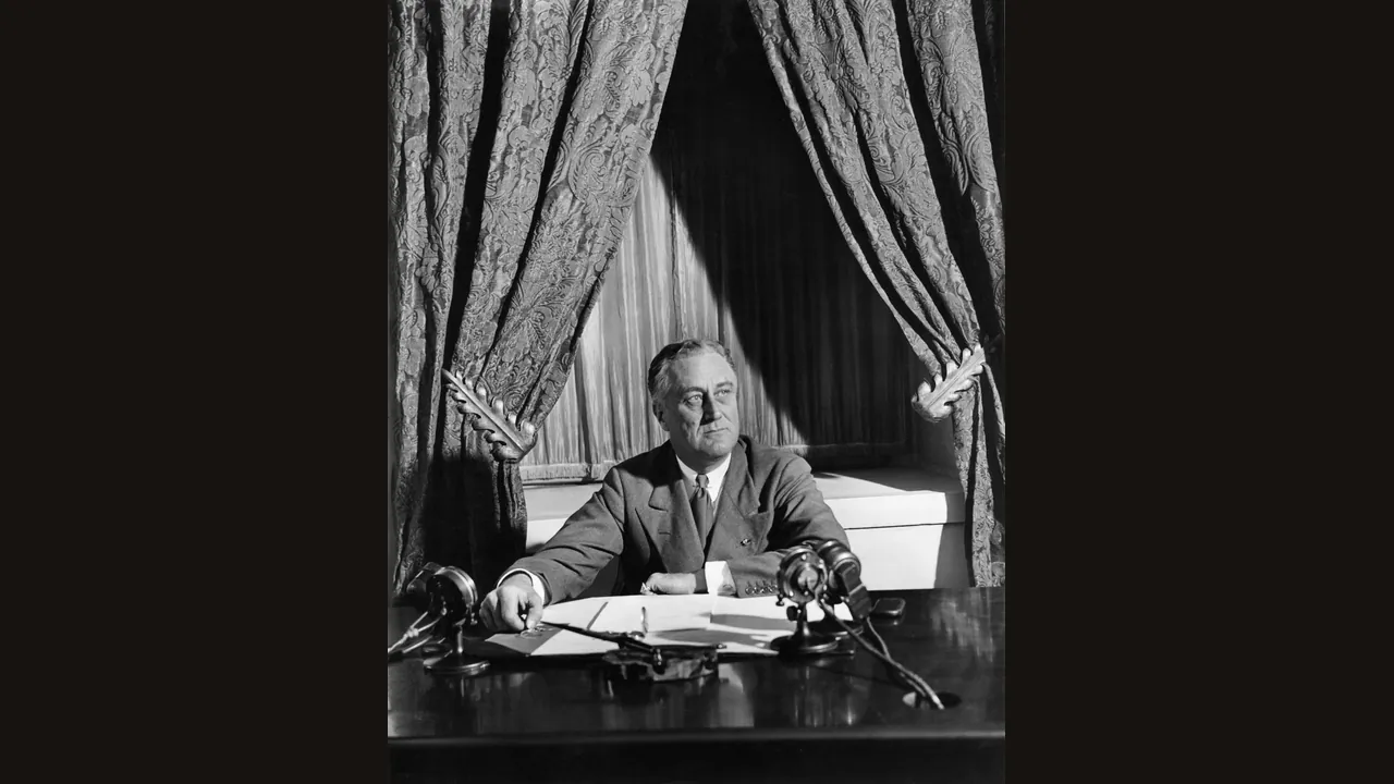 Franklin D. Roosevelt in 1933, photograph (Wikimedia Commons)