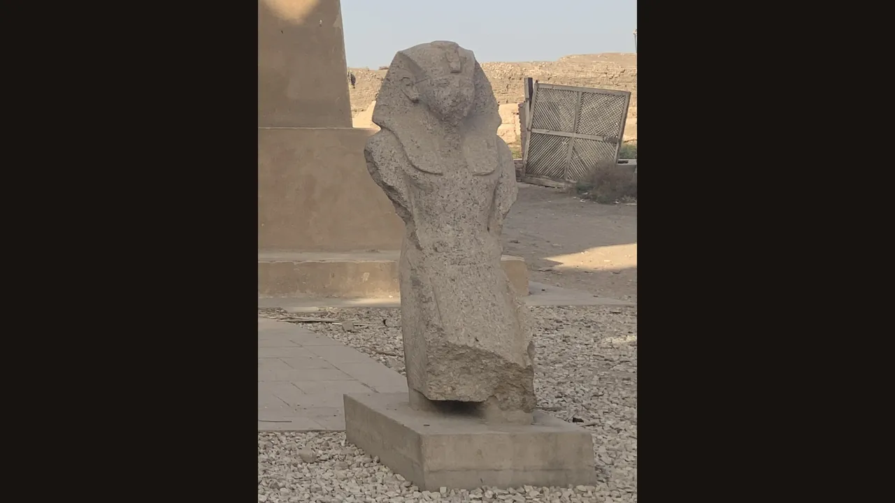 Granite statue of Thutmose III (photograph via Wikimedia Commons)